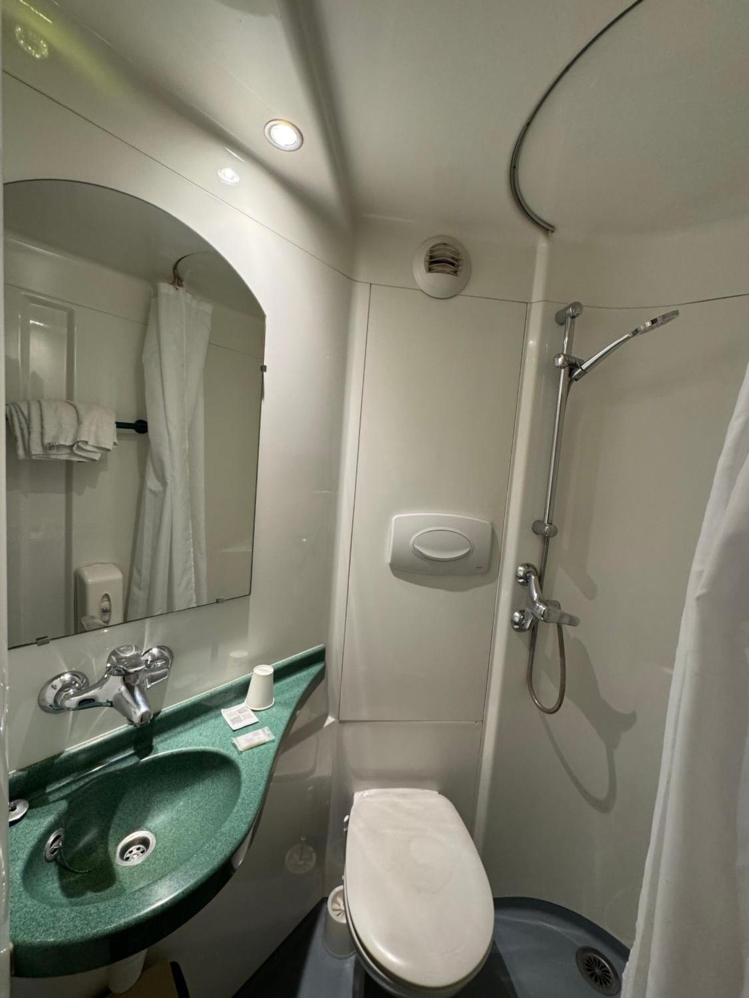 Symp'Hotel Nivolas-Vermelle Dış mekan fotoğraf