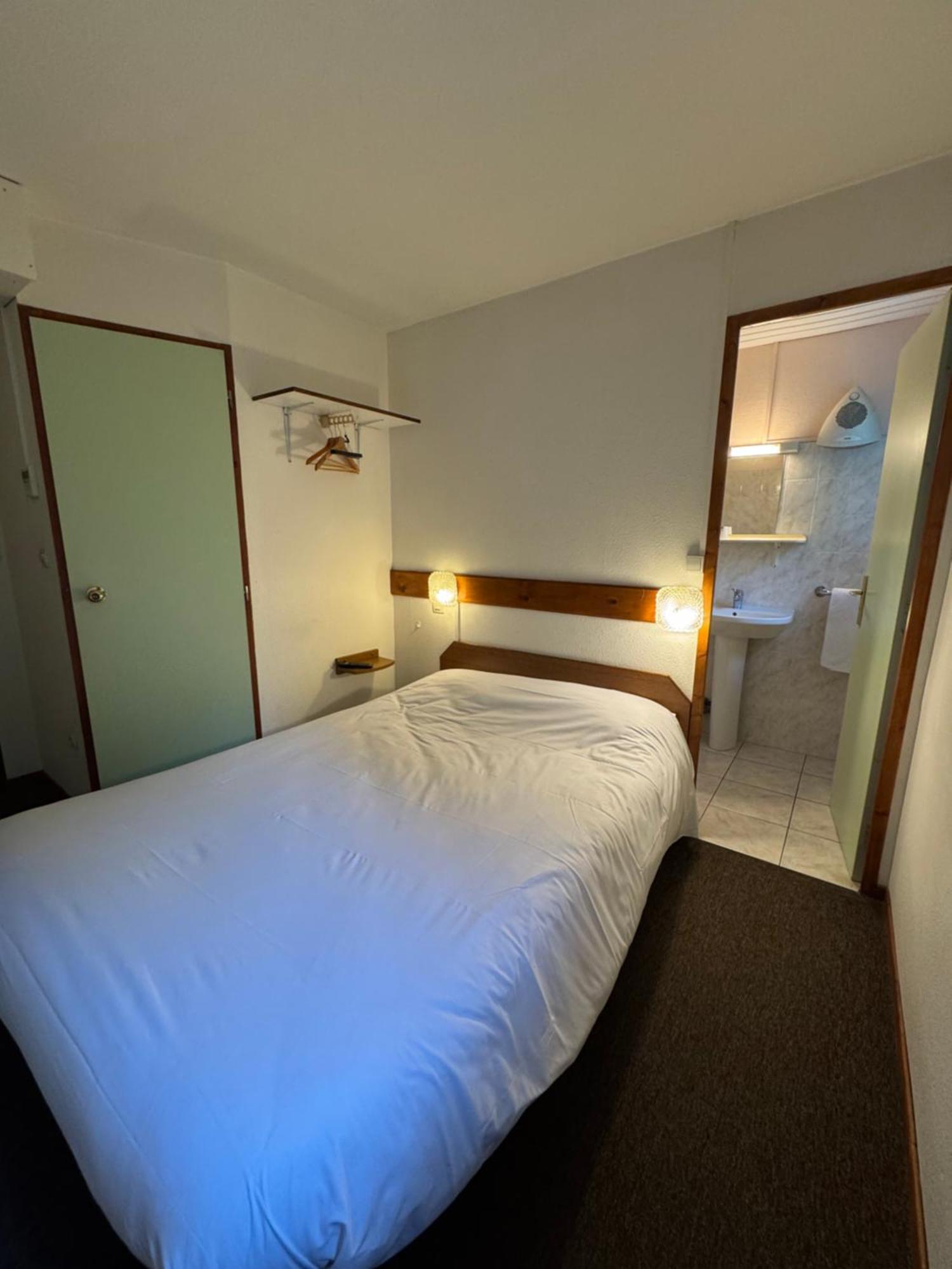 Symp'Hotel Nivolas-Vermelle Dış mekan fotoğraf
